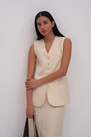 Luciano Vest