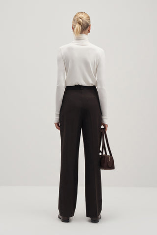 Ecru Turtleneck Basic Knit Sweater