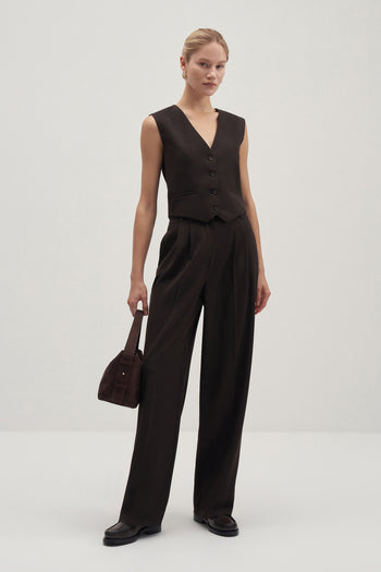 Private Edition Vest Dark Brown