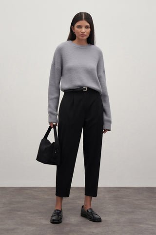 Private Edition Carrot Trousers Black